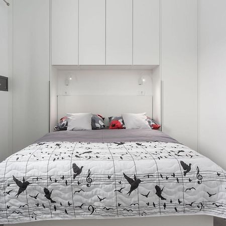 Gallery Apartment In Skrbčići Esterno foto